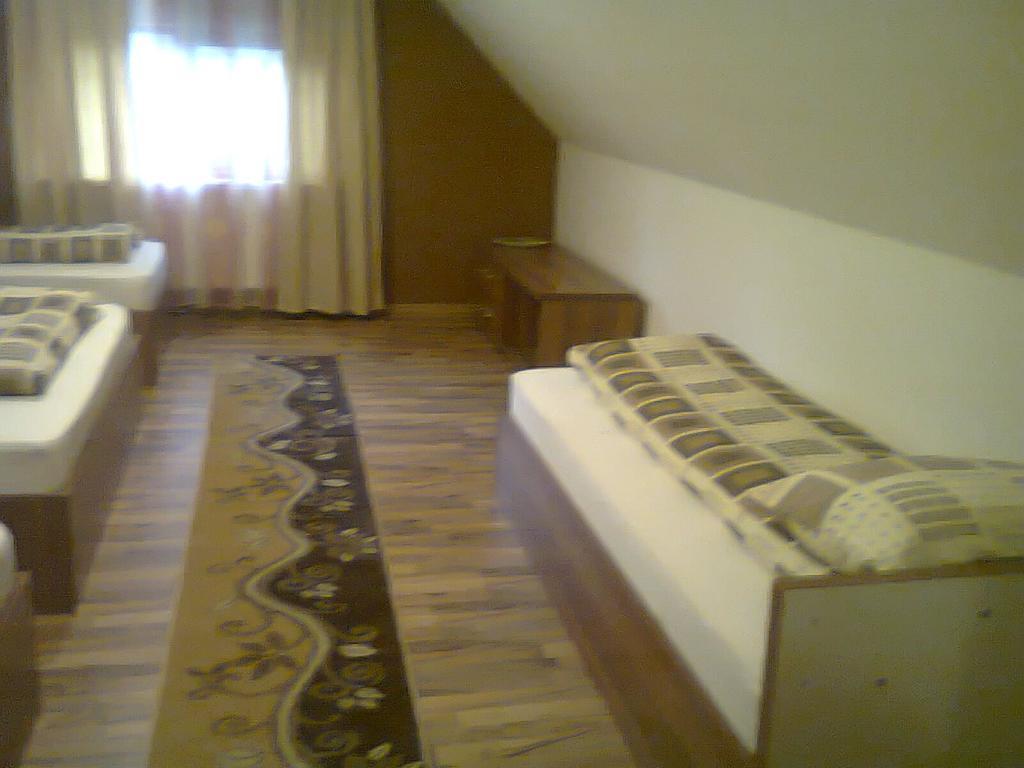 Cabana Suvenirurilor Scarisoara (Alba) Quarto foto